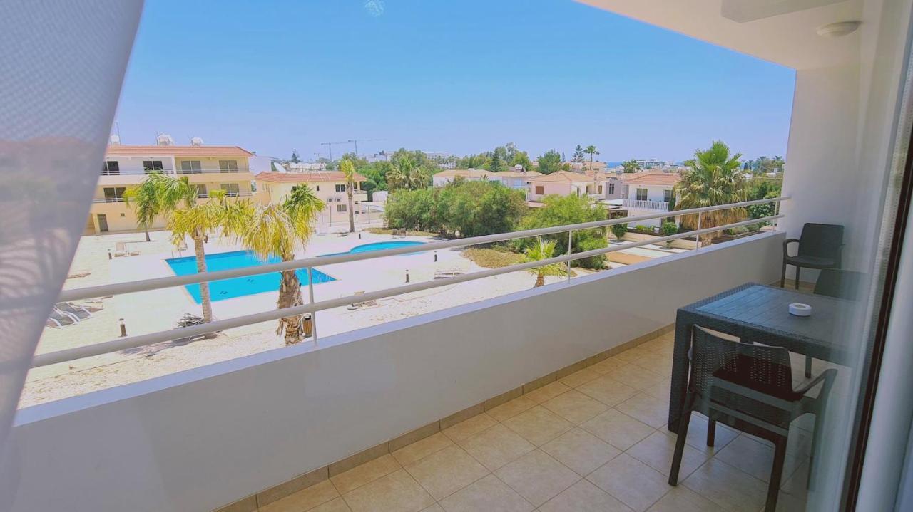 Nissi 3 Privileges Apt Айя-Напа Екстер'єр фото