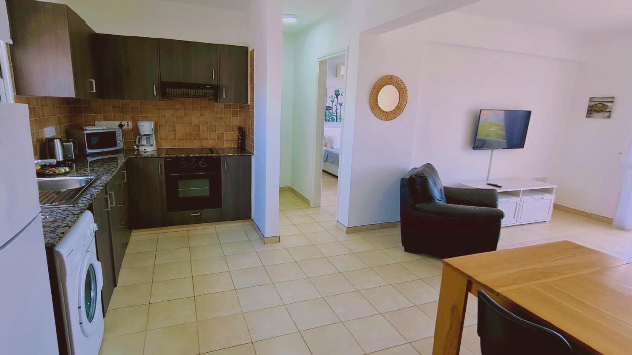 Nissi 3 Privileges Apt Айя-Напа Екстер'єр фото
