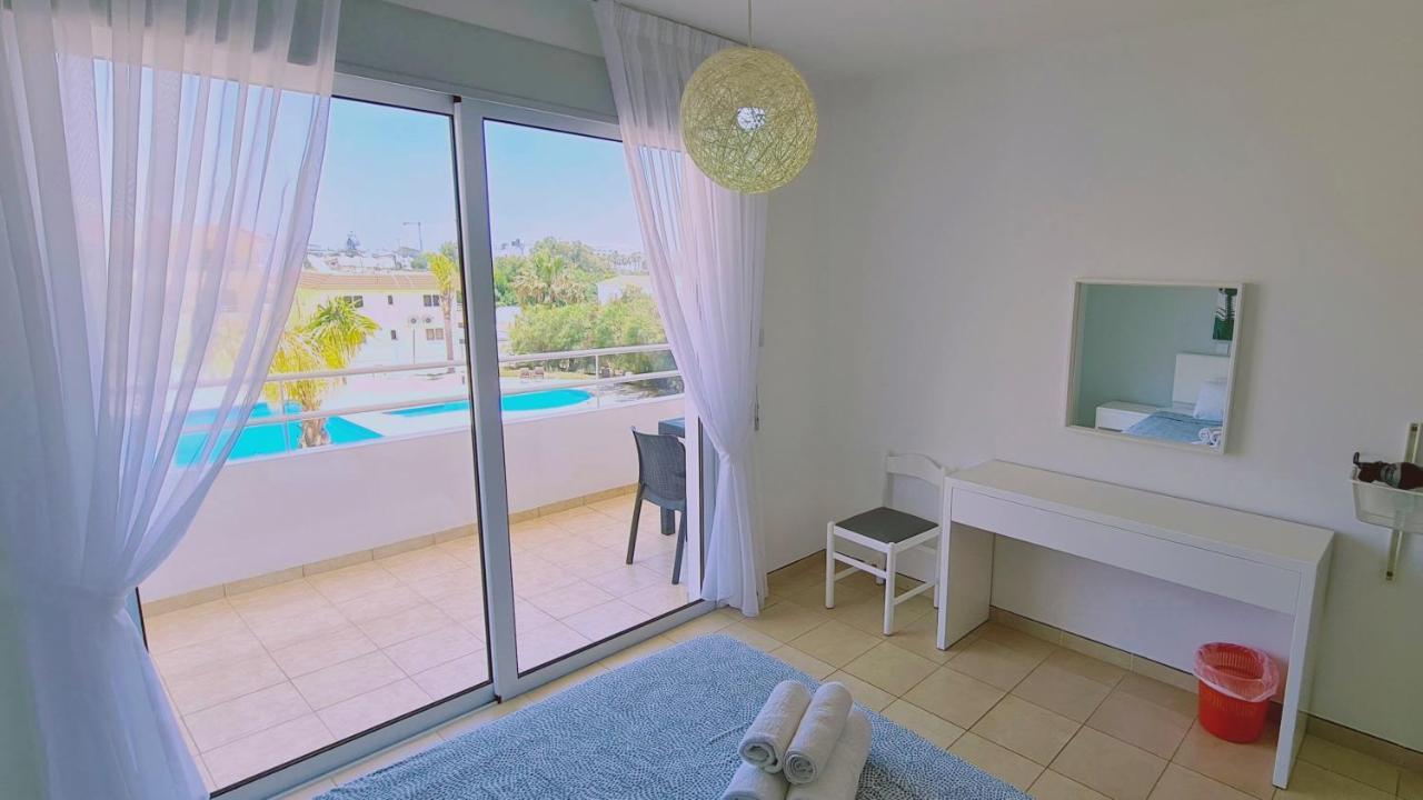 Nissi 3 Privileges Apt Айя-Напа Екстер'єр фото